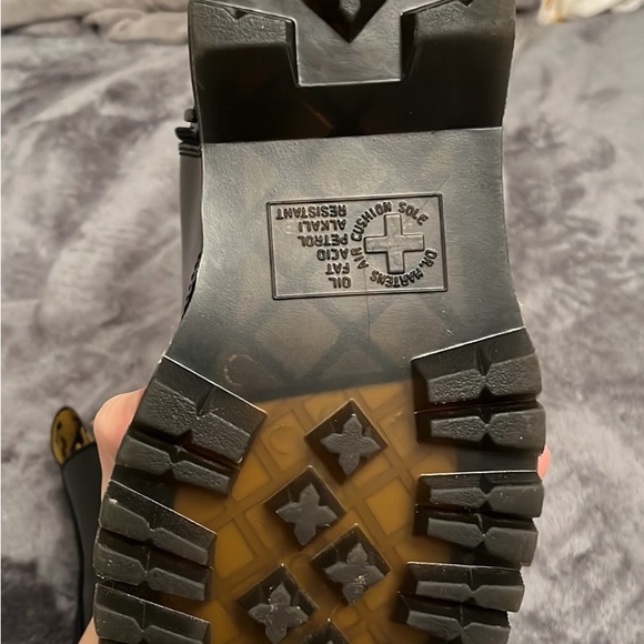 Jadon Doc Martens - Picture 2 of 3